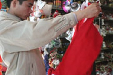 Hà Nội “kiệm chi” Noel vì khó khăn kinh tế