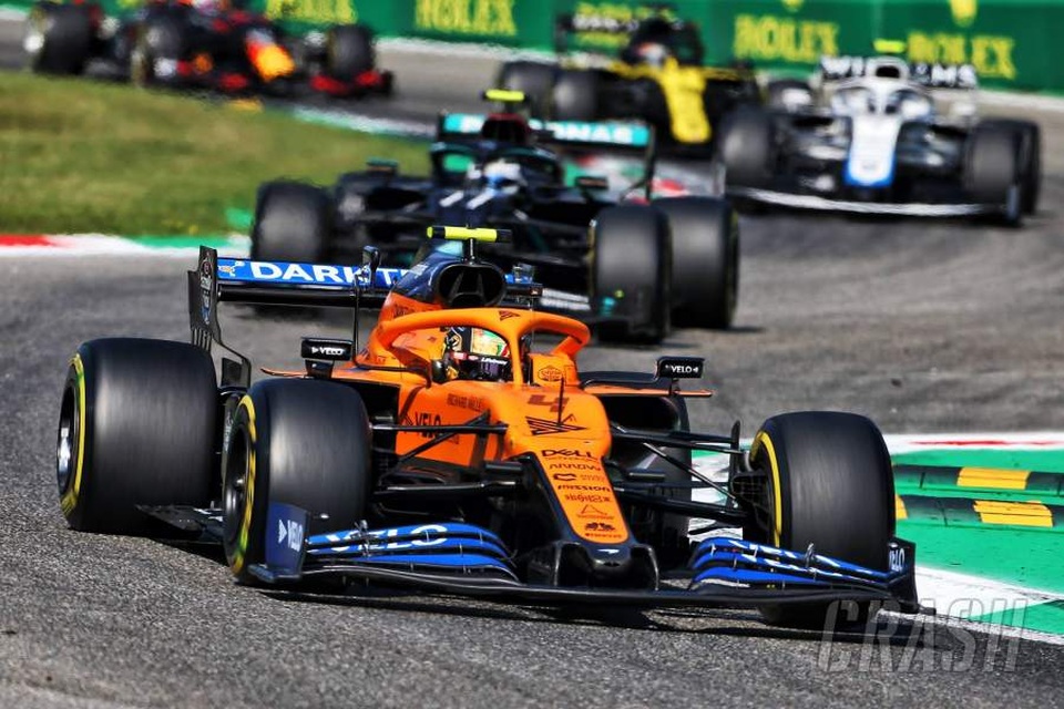 Biến căng ở Monza, F1 đã có một chặng đua đi vào lịch sử - 7 Biến căng ở Monza, F1 đã có một chặng đua đi vào lịch sử - 7