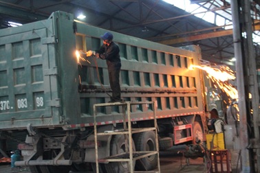 “Trảm” 30 xe “hổ vồ” cơi nới thùng xe, vượt tải trọng gấp 3