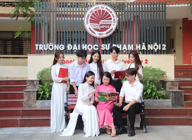 សាកលវិទ្យាល័យជាច្រើនបង្វែរ និងកែសម្រួលគោលដៅចុះឈ្មោះចូលរៀនសម្រាប់ឆ្នាំ 2024 - 3 Nhiều trường đại học quay xe điều chỉnh chỉ tiêu tuyển sinh năm 2024 - 3