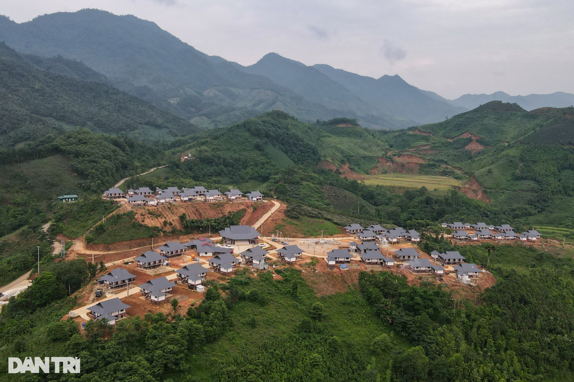 Khởi công xây dựng tuyến đường Làng Nủ - Trĩ Trong - 9 Khởi công xây dựng tuyến đường Làng Nủ - Trĩ Trong - 9