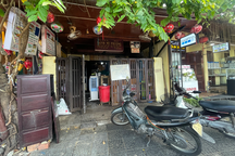 Nạn nhân vụ ngộ độc kiện chủ tiệm bánh mì Phượng ở Hội An