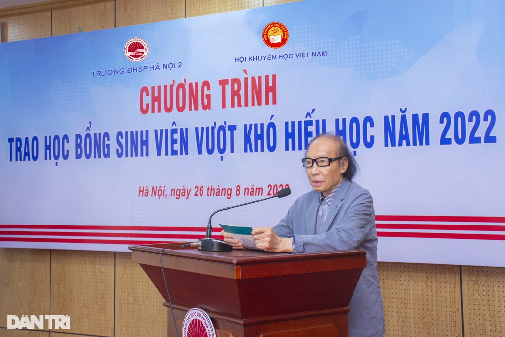 Trao tặng 35 suất học bổng giải Golf cho sinh viên ĐH Sư Phạm Hà Nội 2 - 2 Trao tặng 35 suất học bổng giải Golf cho sinh viên ĐH Sư Phạm Hà Nội 2 - 2