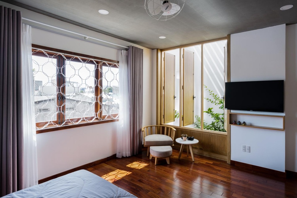 Nhà 49m2 ở Đà Nẵng được báo Mỹ khen hết lời nhờ độc chiêu thiết kế - 10