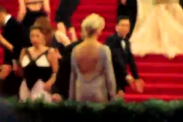 Cameron Diaz thanh lịch dự tiệc