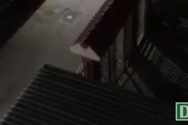 Côn đồ đập phá nhà cụ bà 72 tuổi lúc nửa đêm