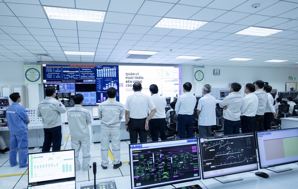 Động lực giúp Petrovietnam tăng trưởng 2 con số sau 9 tháng đầu năm 2025 - 5 Động lực giúp Petrovietnam tăng trưởng 2 con số sau 9 tháng đầu năm 2025 - 5