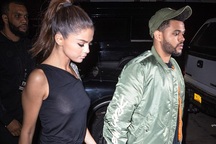 Selena Gomez táo bạo "thả rông" vòng một