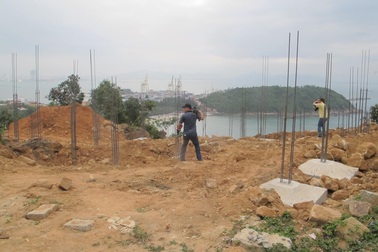 Cận cảnh 40 móng biệt thự không phép trên bán đảo Sơn Trà