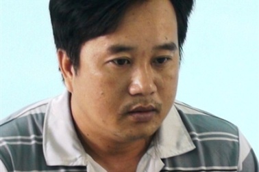 Khởi tố vụ án kiểm định vàng giả thành thật tại ngân hàng