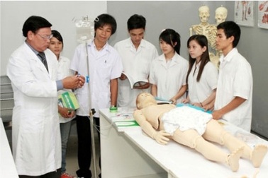 Bộ GD-ĐT: Tốt nghiệp ngành Y phải qua kỳ thi sát hạch mới được hành nghề