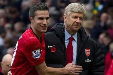 Van Persie - Arsene Wenger: Những lí lẽ của trái tim