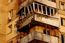 Nga thay đổi chiến thuật, tấn công 2 thành phố lớn nhất của Ukraine