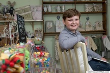 Ngưỡng mộ cậu bé 11 tuổi kiếm 34 triệu đồng/tuần