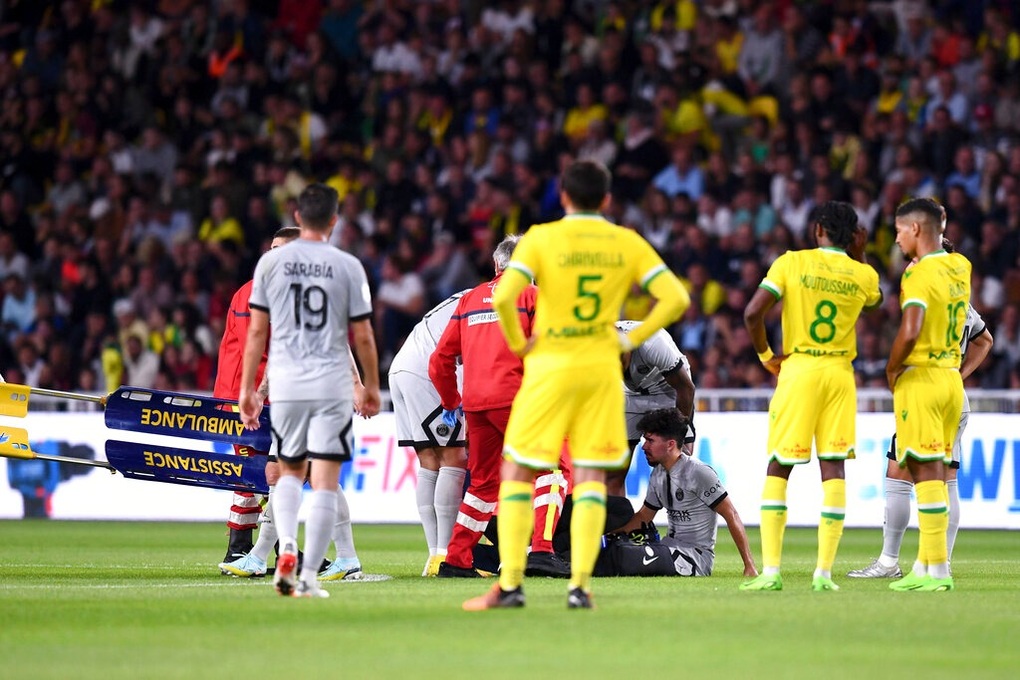 Messi kiến tạo đẳng cấp cho Mbappe ghi bàn, PSG thắng đậm Nantes - 2 Messi kiến tạo đẳng cấp cho Mbappe ghi bàn, PSG thắng đậm Nantes - 2
