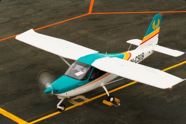 Máy bay huấn luyện "nhảy cóc" khi hạ cánh tại Rạch Giá