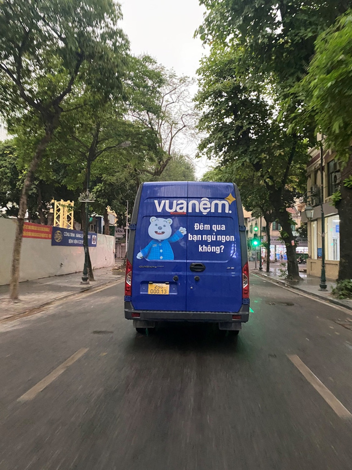 Sau tiếng ru lúc nửa đêm, dân mạng lại sốt xình xịch với chuyến xe tìm lại giấc ngủ - 3 Sau tiếng ru lúc nửa đêm, dân mạng lại sốt xình xịch với chuyến xe tìm lại giấc ngủ - 3