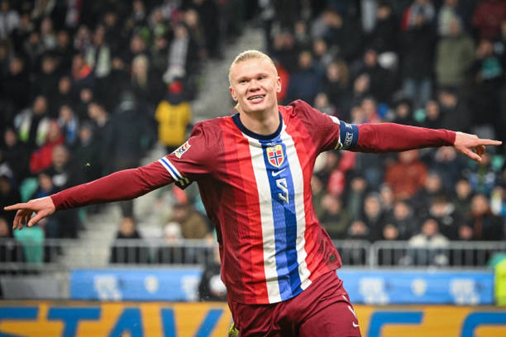 Erling Haaland surpasses Golden Boy Maradona, creating an impressive milestone - 1