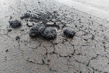 Đường trăm tỷ đang làm đã hỏng