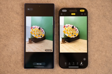 So sánh tính năng AI trên iPhone và Galaxy: Bên nào thực sự thông minh hơn?