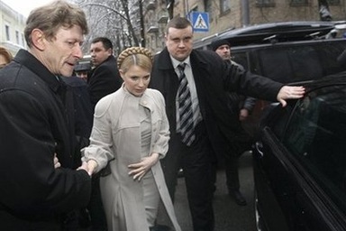 Tòa án Hành chính Ukraine đình chỉ kết quả bầu cử 