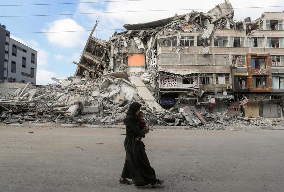 Cảnh sống khốn khổ trong mưa bom bão đạn ở chảo lửa Gaza - 17 Cảnh sống khốn khổ trong mưa bom bão đạn ở chảo lửa Gaza - 17