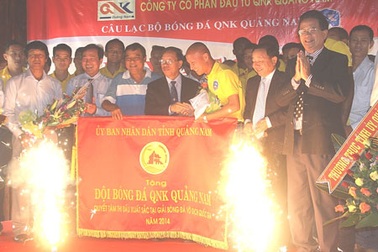 Tân binh QNK Quảng Nam đặt mục tiêu trụ hạng