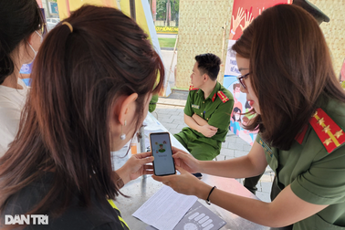 Người dân tích hợp, số hóa dữ liệu, hỗ trợ đảm bảo an toàn giao thông