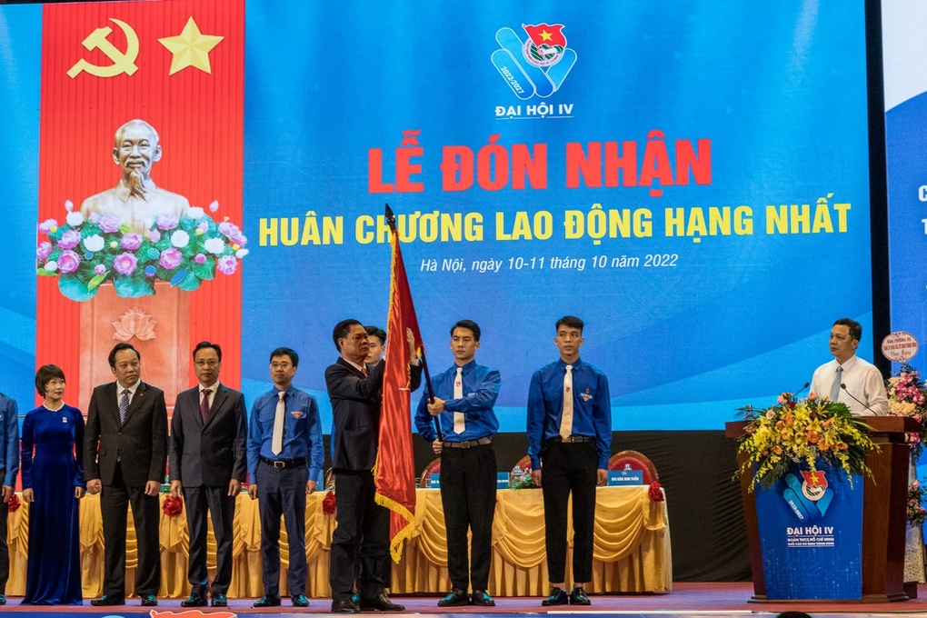 Đoàn Khối các cơ quan Trung ương nhận Huân chương Lao động hạng nhất - 1 Đoàn Khối các cơ quan Trung ương nhận Huân chương Lao động hạng nhất - 1
