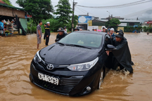 Vì sao miền Bắc mưa lớn kéo dài, ngập lụt nhiều nơi?