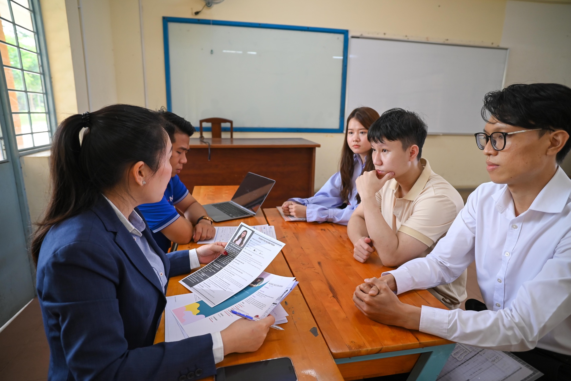Nhiều ứng viên tìm được việc ở ngày hội thực tập, việc làm Đại học Ngân hàng TPHCM - 1 Nhiều ứng viên tìm được việc ở ngày hội thực tập, việc làm Đại học Ngân hàng TPHCM - 1