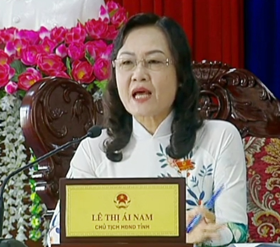 Chủ tịch HĐND Bạc Liêu: “Có mối quan hệ mới lấy được tài liệu của tỉnh, phải chăng là tham nhũng vặt!” - 5 Chủ tịch HĐND Bạc Liêu: “Có mối quan hệ mới lấy được tài liệu của tỉnh, phải chăng là tham nhũng vặt!” - 5