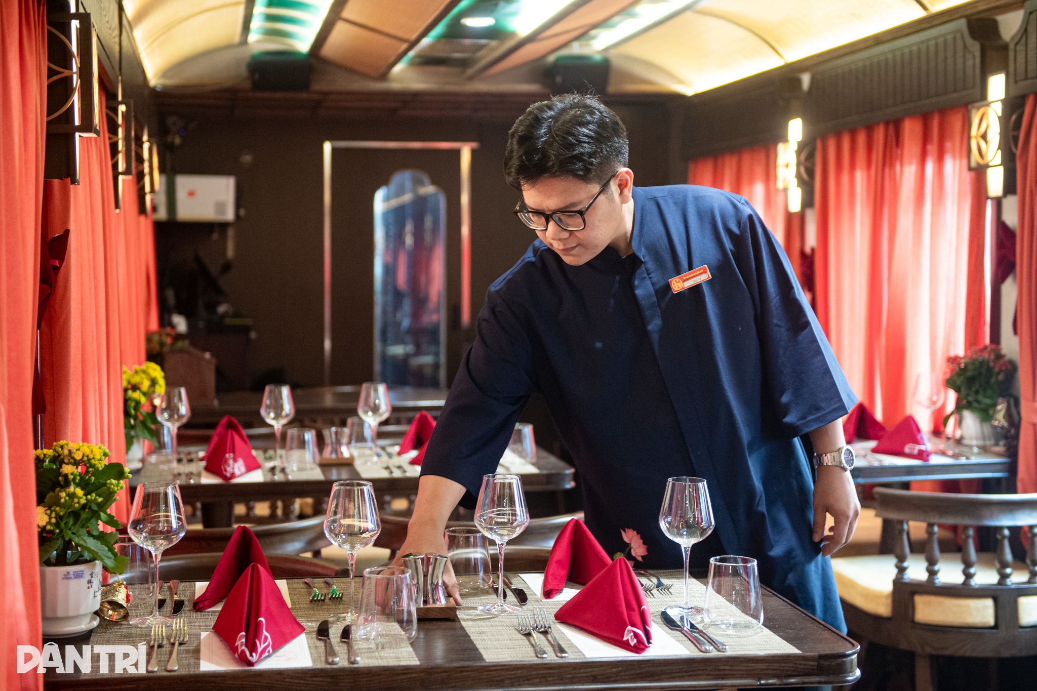 Hur lyxigt är tåget från Hanoi till Ho Chi Minh City som kostar 200 miljoner VND per person? - 8 Tàu hỏa từ Hà Nội đến TPHCM giá 200 triệu đồng/người sang trọng cỡ nào? - 8