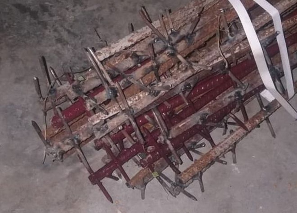 Ảnh nghi là gậy sắt hàn đinh Trung Quốc dùng trong ẩu đả với Ấn Độ - 1 Ảnh nghi là gậy sắt hàn đinh Trung Quốc dùng trong ẩu đả với Ấn Độ - 1