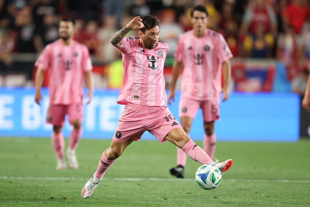 Lionel Messi có nguy cơ bị treo giò vì lý do hy hữu - 2 Lionel Messi có nguy cơ bị treo giò vì lý do hy hữu - 2
