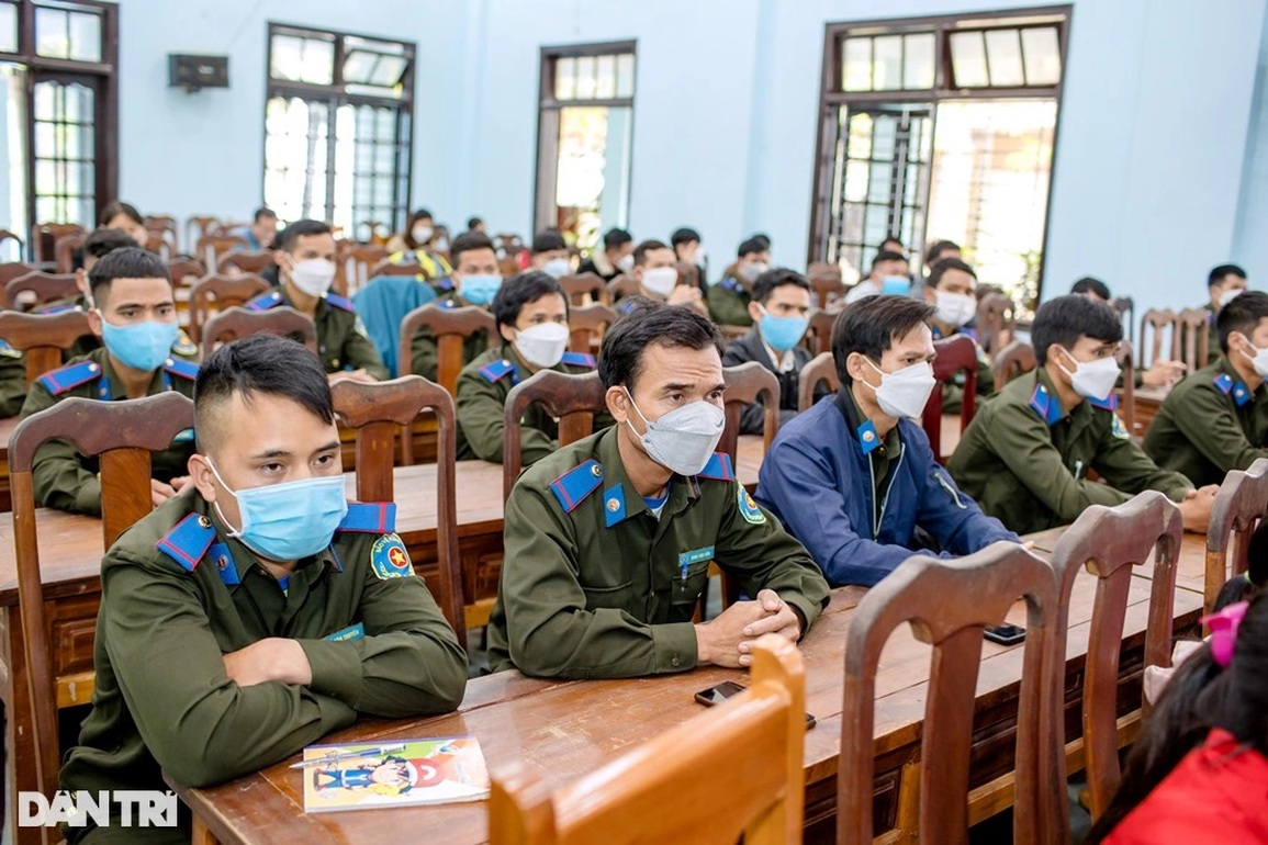 Đào tạo cán bộ giữ rừng chuyên nghiệp - 2 Đào tạo cán bộ giữ rừng chuyên nghiệp - 2