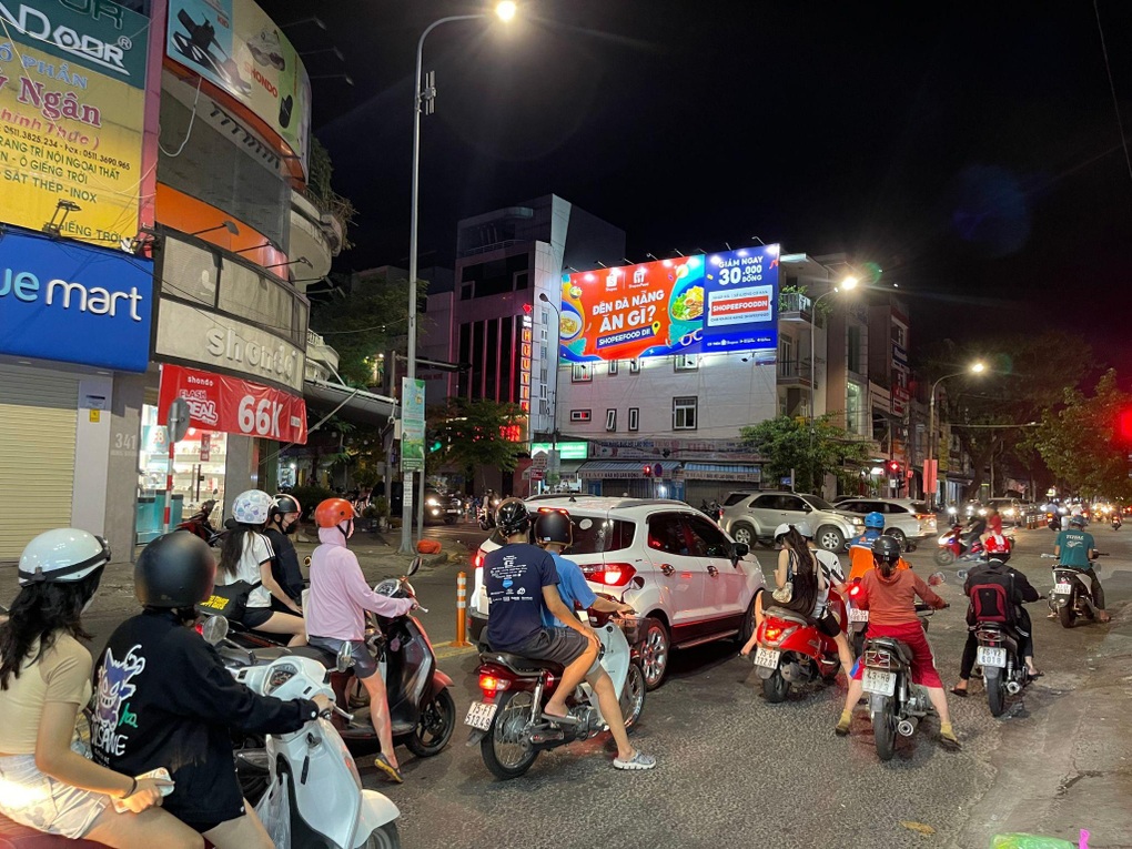 ShopeeFood đổ bộ thiên đường ẩm thực Đà Nẵng trong mùa hè năm nay - 3 ShopeeFood đổ bộ thiên đường ẩm thực Đà Nẵng trong mùa hè năm nay - 3