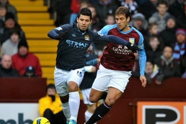 Phá dớp Villa Park, Man City lấy lại ngôi đầu từ tay MU