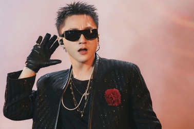 Sơn Tùng M-TP lập cú đúp tại bảng xếp hạng âm nhạc Việt Nam