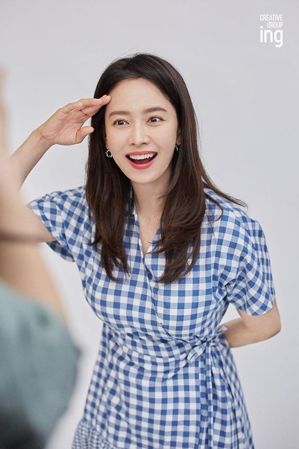 Mỹ nhân Running Man Song Ji Hyo trẻ đẹp ấn tượng trong phim mới - 8 Mỹ nhân Running Man Song Ji Hyo trẻ đẹp ấn tượng trong phim mới - 8