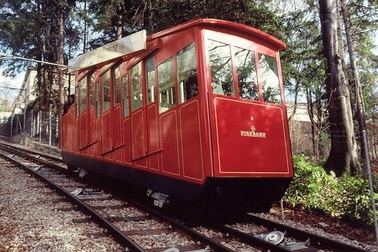 Tuyến cáp kéo du lịch đầu tiên tại Việt Nam được xây dựng