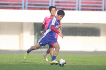 Vị trí nào với Công Phượng  khi TPHCM chiêu mộ hai ngôi sao Costa Rica?