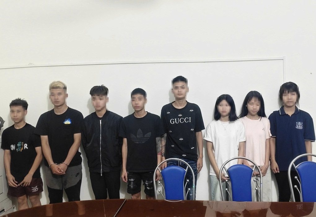 Khởi tố 2 thanh niên hành hung, làm nhục nữ sinh 14 tuổi ở Hà Nội - 1