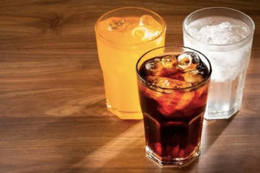 Giới trẻ và nguy cơ sức khỏe từ thức uống tưởng như vô hại