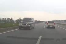 "Truy tìm" chiếc Mitsubishi Pajero đi ngược chiều trên cao tốc Hà Nội - Bắc Giang