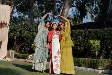 Ngọc Hân, Phương Nga dự đám cưới siêu sang của con gái đại gia Ấn Độ