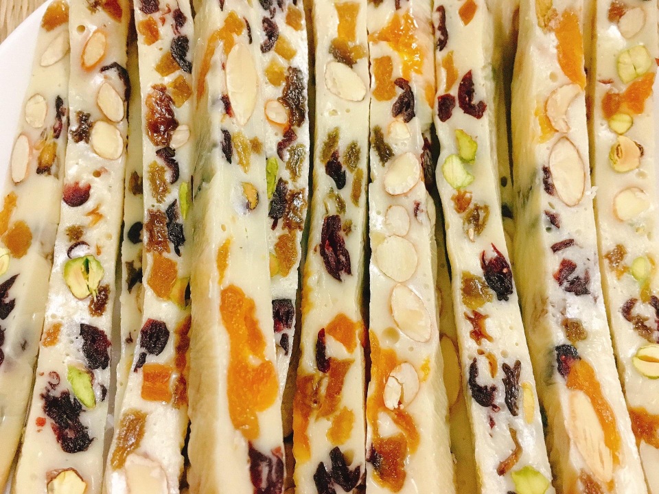 Chán hàng ngoại, dân Hà thành săn lùng kẹo handmade nửa triệu đồng/kg - 3 Chán hàng ngoại, dân Hà thành săn lùng kẹo handmade nửa triệu đồng/kg - 3