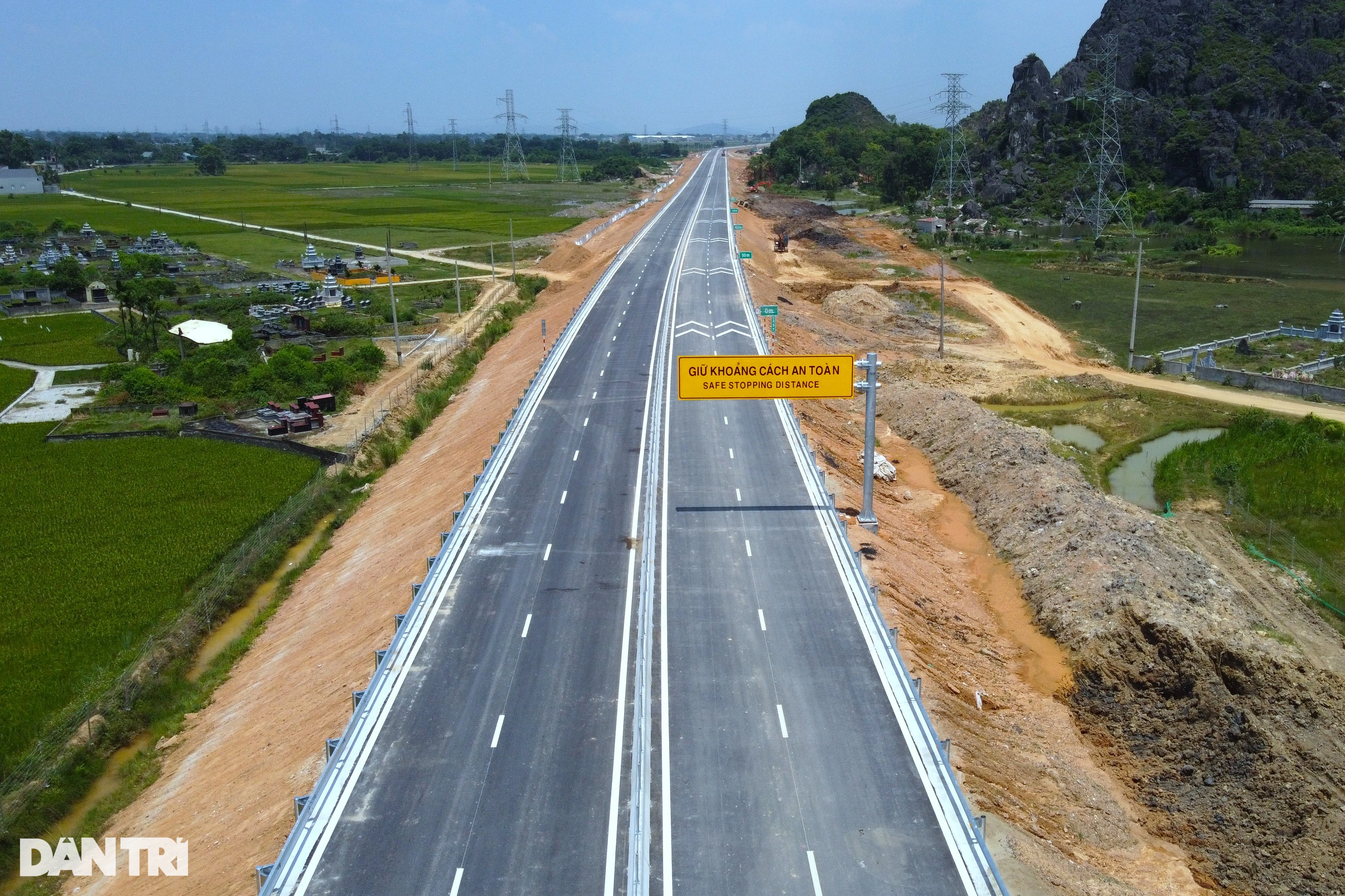 Diện mạo cao tốc Quốc lộ 45 - Nghi Sơn trước ngày thông xe - 12