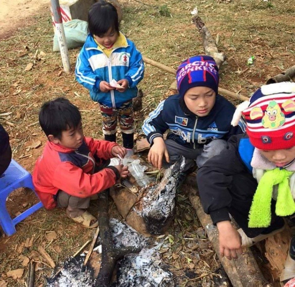 Nhọc nhằn gieo chữ trên đỉnh núi Cao Sơn - 5 Nhọc nhằn gieo chữ trên đỉnh núi Cao Sơn - 5