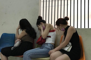 Phá đường dây mại dâm có “sex tour” giá 10 triệu đồng